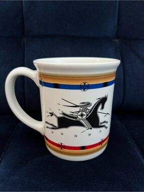 Pendleton Legendary Coffee Mug "Lakota Way of Life" design Size 18 oz